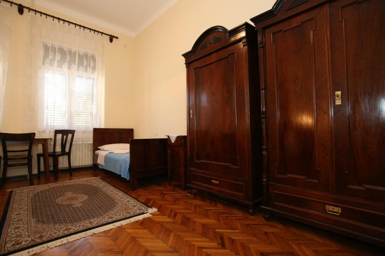Apartment & Rooms Three Angels Baska  Bagian luar foto