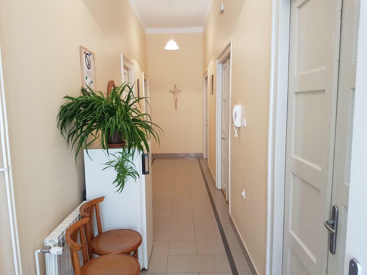 Apartment & Rooms Three Angels Baska  Bagian luar foto
