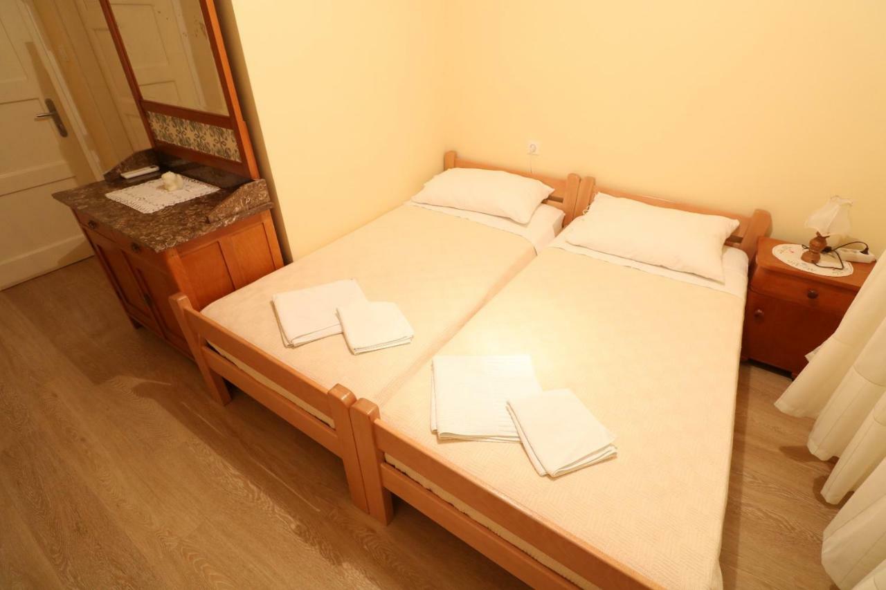 Apartment & Rooms Three Angels Baska  Bagian luar foto