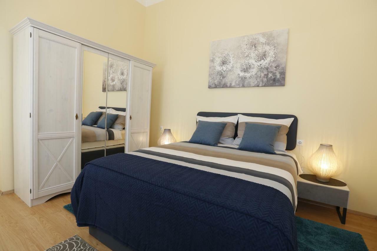 Apartment & Rooms Three Angels Baska  Bagian luar foto